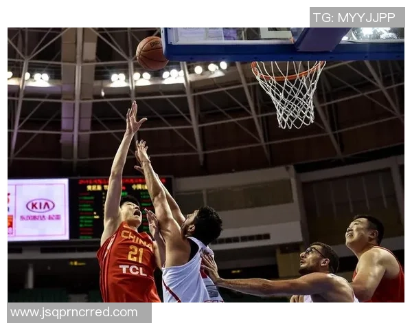 中国男篮蓝队精彩对决突尼斯全场录像回放及精彩瞬间分析