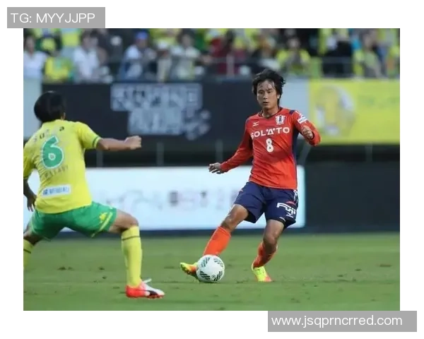 山行山神与町田泽维亚的激烈对决展现足球魅力与团队精神