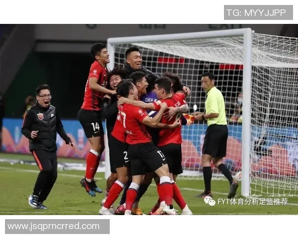 广州恒大与江苏苏宁激战24轮直播精彩瞬间回顾与分析 广州恒大与江苏苏宁激战24轮直播精彩瞬间回顾与分析